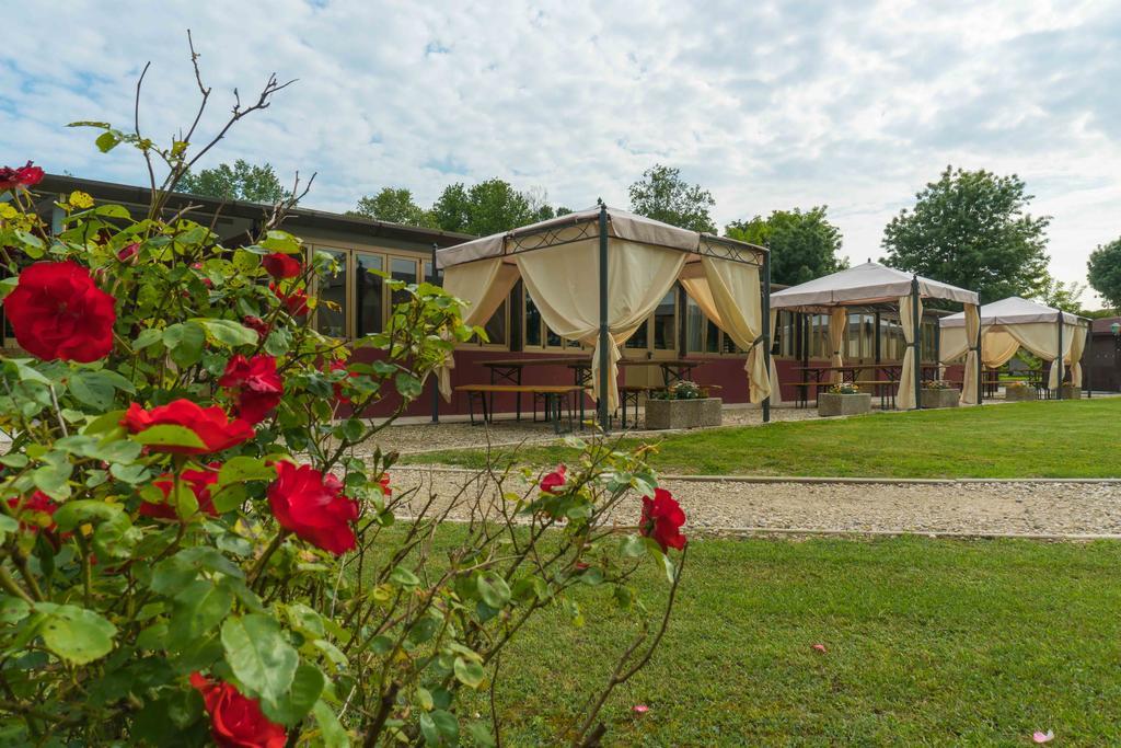 Ristorante Albergo Al Donatore Teòr Exterior foto